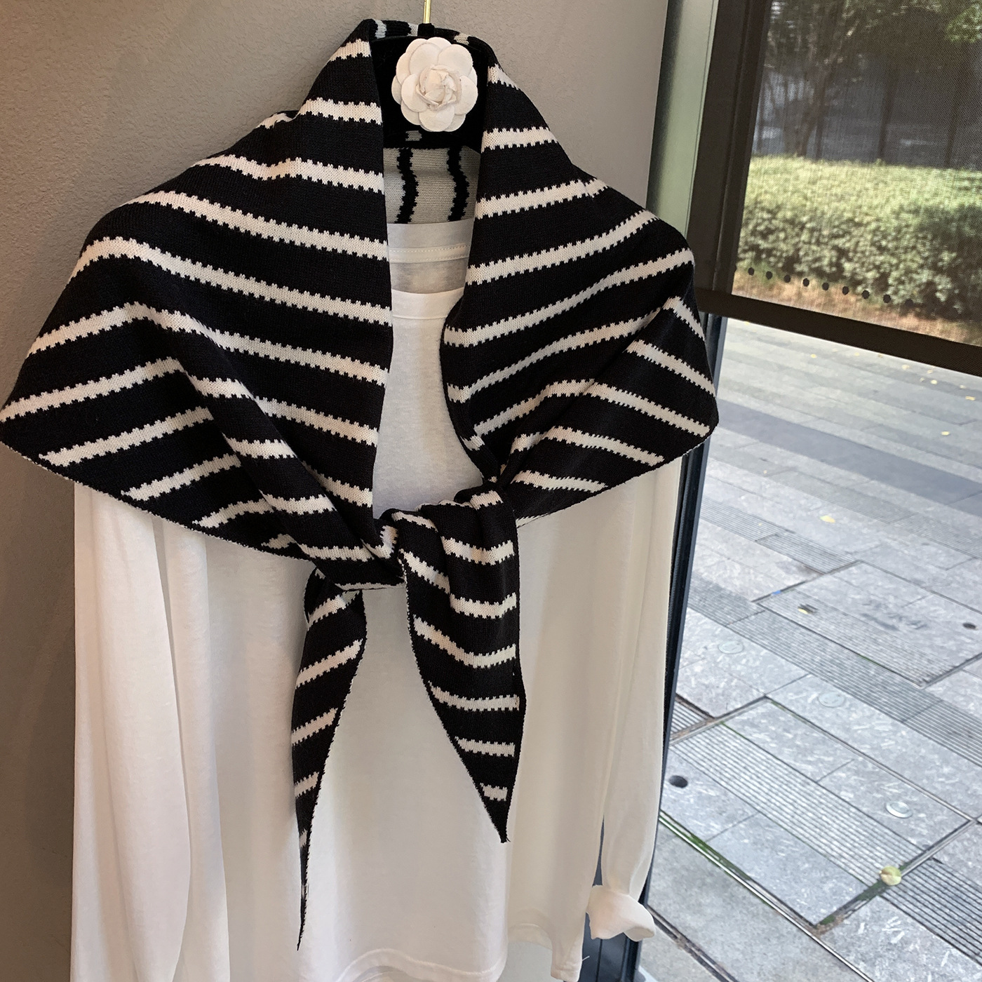 2025 New Autumn and Winter Horizontal Striped Knitted Jacquard Triangle Scarf Layered Shawl Versatile Small Scarf Warm Multi-Purpose Scarf