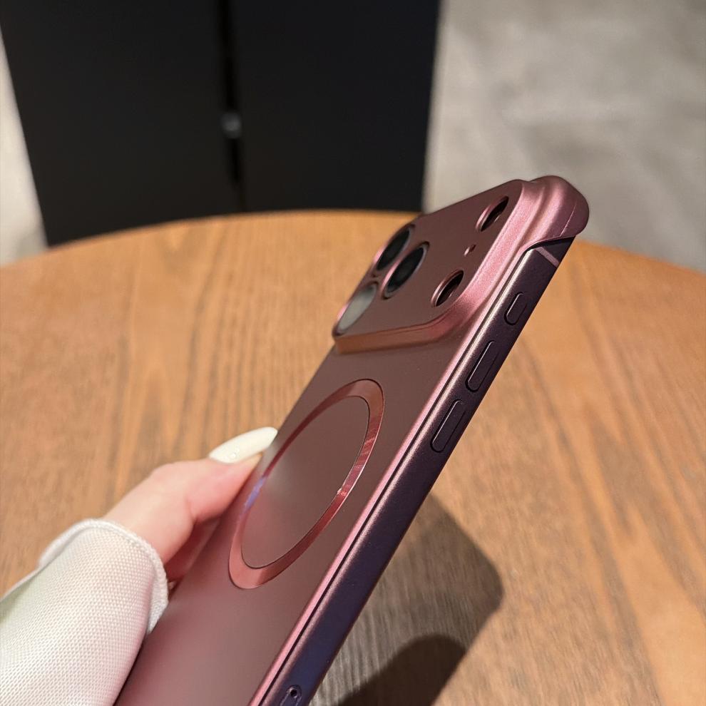 适用苹果18Pro手机壳iPhone17Promax高级感磁吸无边框车载保护16