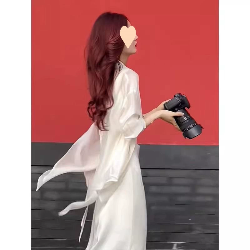 Шифоновая рубашка с разрезом сзади и бабочкой на бретельках, женский летний тонкий кардиган с юбкой на подтяжках и шифоновой блузкой