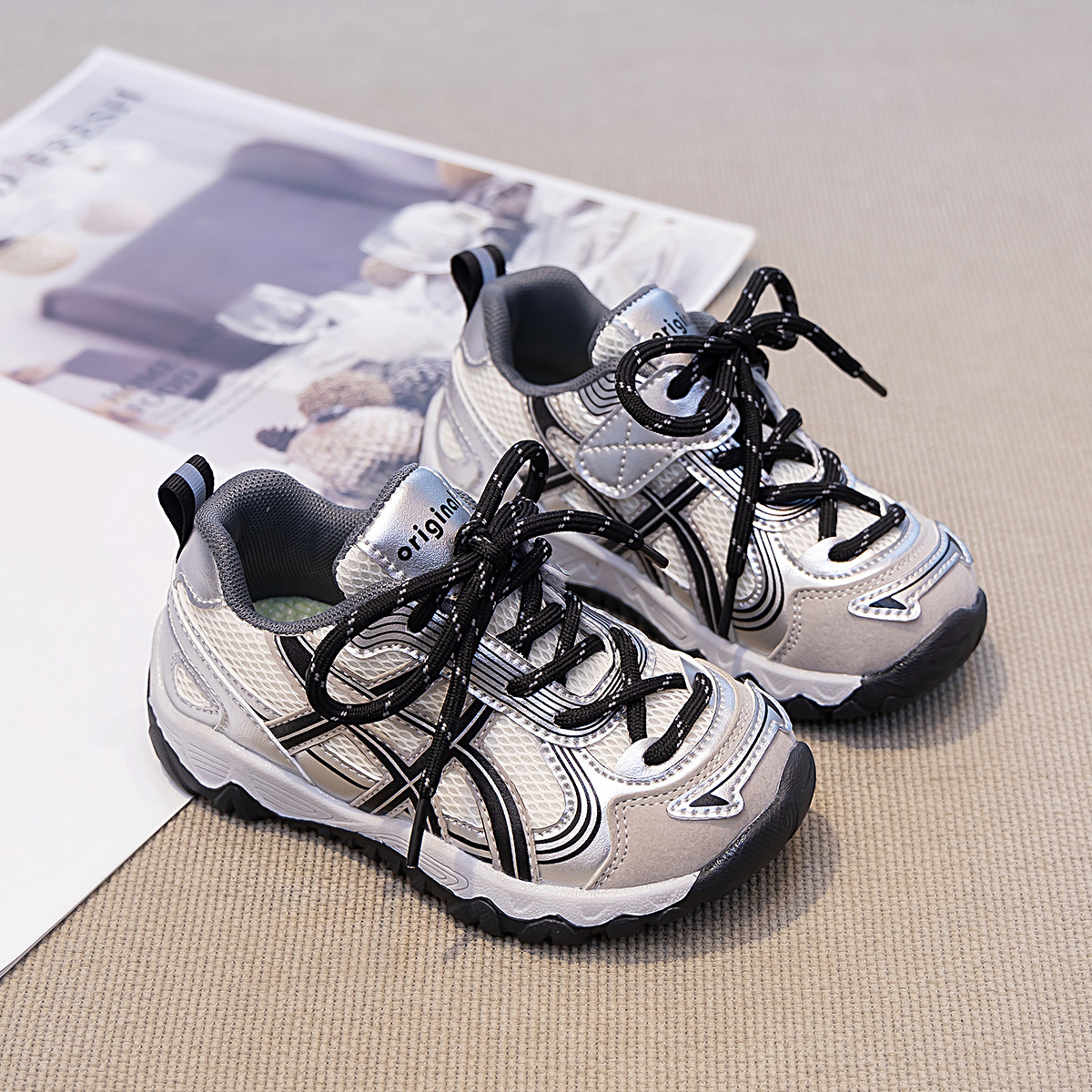 Zapatos deportivos para niños al aire libre 2026 verano niñas zapatos deportivos transpirables de malla para niños zapatos casuales de moda versátiles image 3