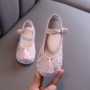 Old Beijing Children's Embroidered Shoes, Girls' Embroidered Shoes, Ancient Chinese Style Hanfu Shoes, Children's Cloth Shoes