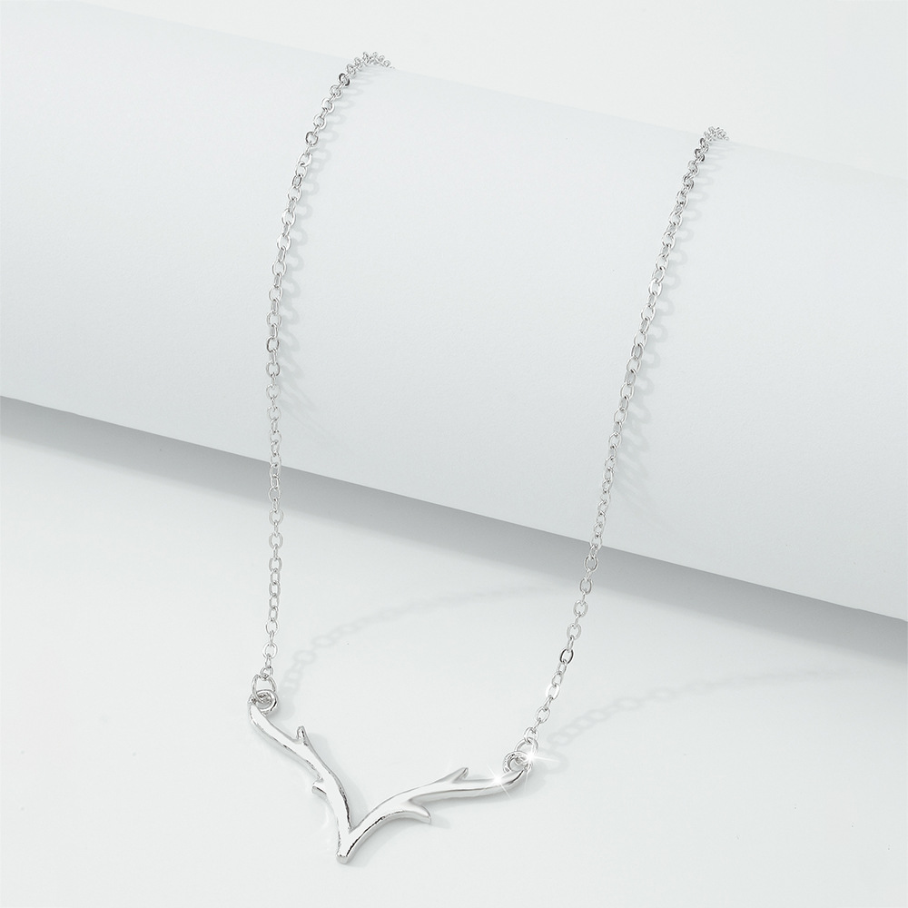 Fashion single-layer thin chain necklace simple fashion antler necklace