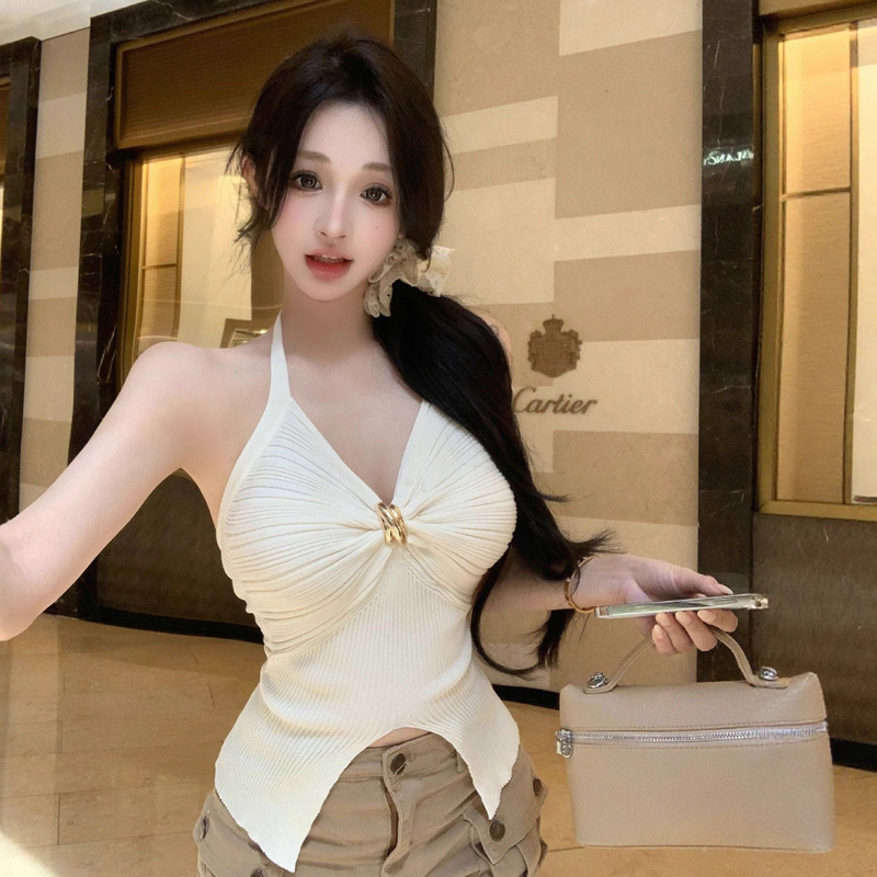 Purely Sexy Hot Girl Style Sexy Halter Neck Camisole Women's Summer Design Stylish Outerwear Backless Knitted Top Purely Sexy Hot Girl Style Sexy Halter Neck Camisole Women's Summer Design Stylish Outerwear Backless Knitted Top