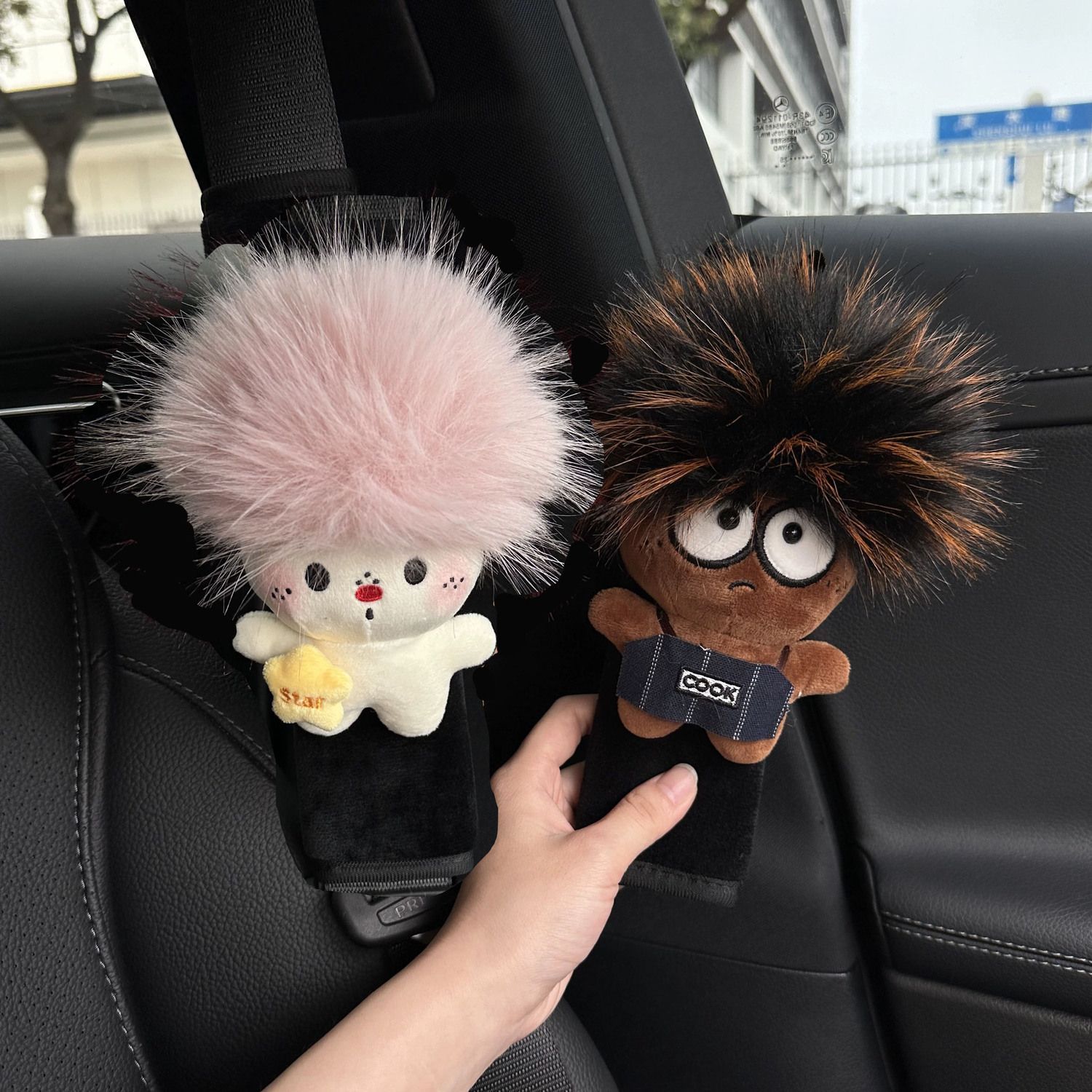 Cute Afro-Style Car Seatbelt Shoulder Pads, Car Seatbelt Covers, Car Interior Decoration Items, Anti-Neck Strangulation