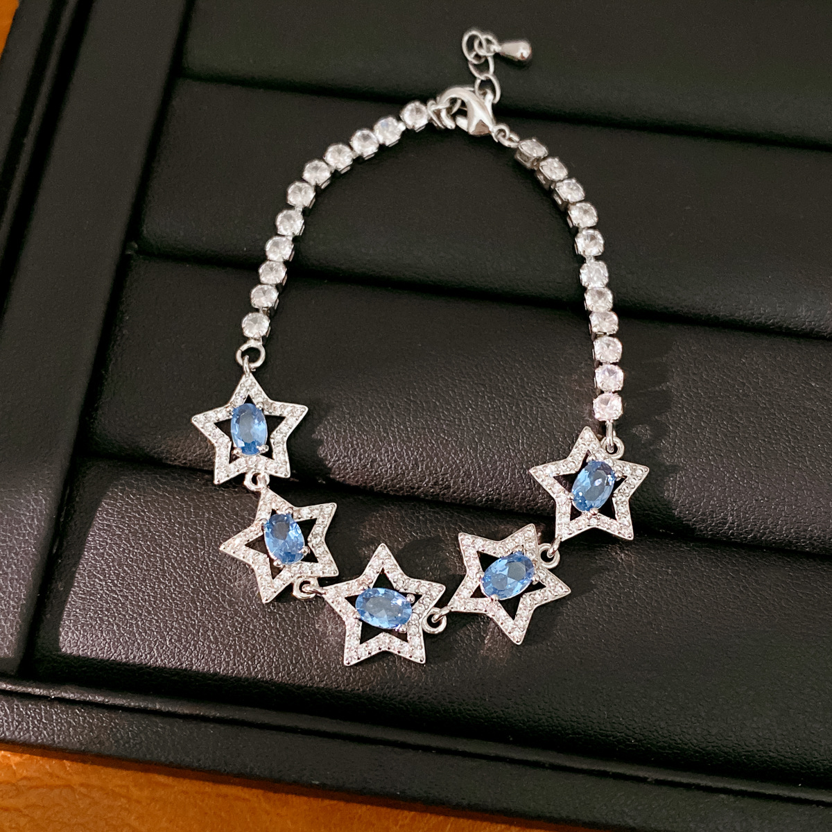 Zircon oval hueco pulsera estrella ligera de lujo nicho de alta sensación pulsera temperamento exquisito joyería de moda versátil image 11