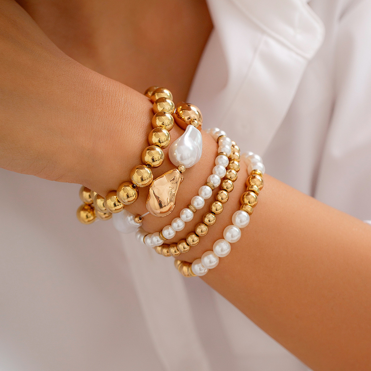 17g Weight CCB Pendant Material Bracelets Classification CCB, Imitation Pearl Chain Material Beaded Chain Chain Type 1 Set Quantity Banquet, Travel Occasion CCB, Imitation Pearl Material Heart Shape Pattern Women's Gender Plating Design Vintage Style Style Vintage Style Heart Shape CCB Imitation Pearl Beaded Chain Beaded Bracelets Wholesale 17