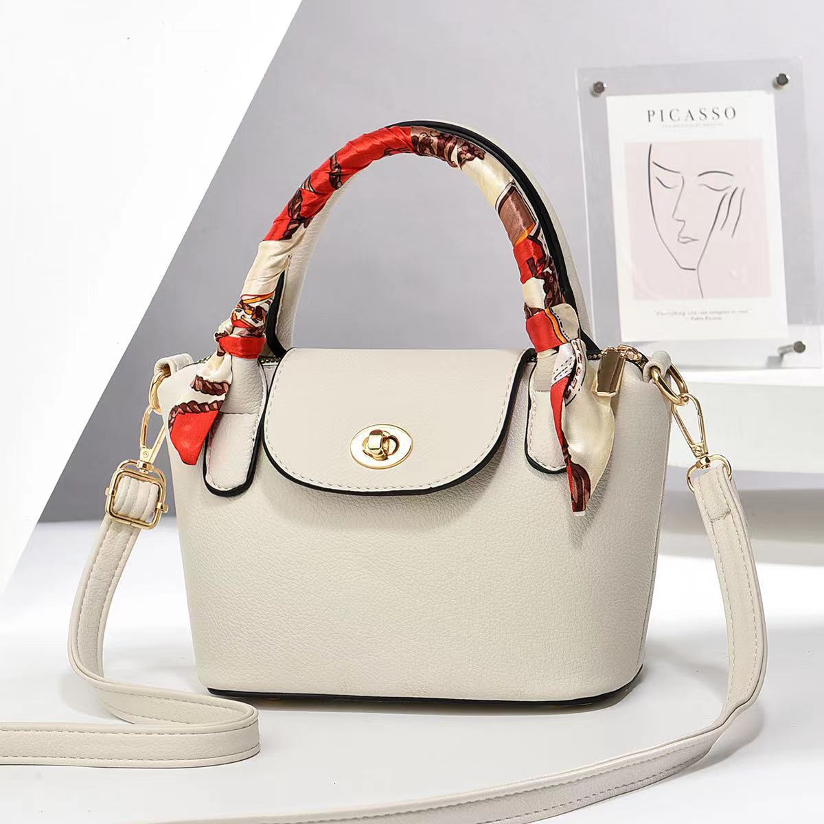 2025 fabricante de comercio exterior bolso de mujer nuevo bolso de hombro moda todo fósforo regalo mensajero de un solo hombro