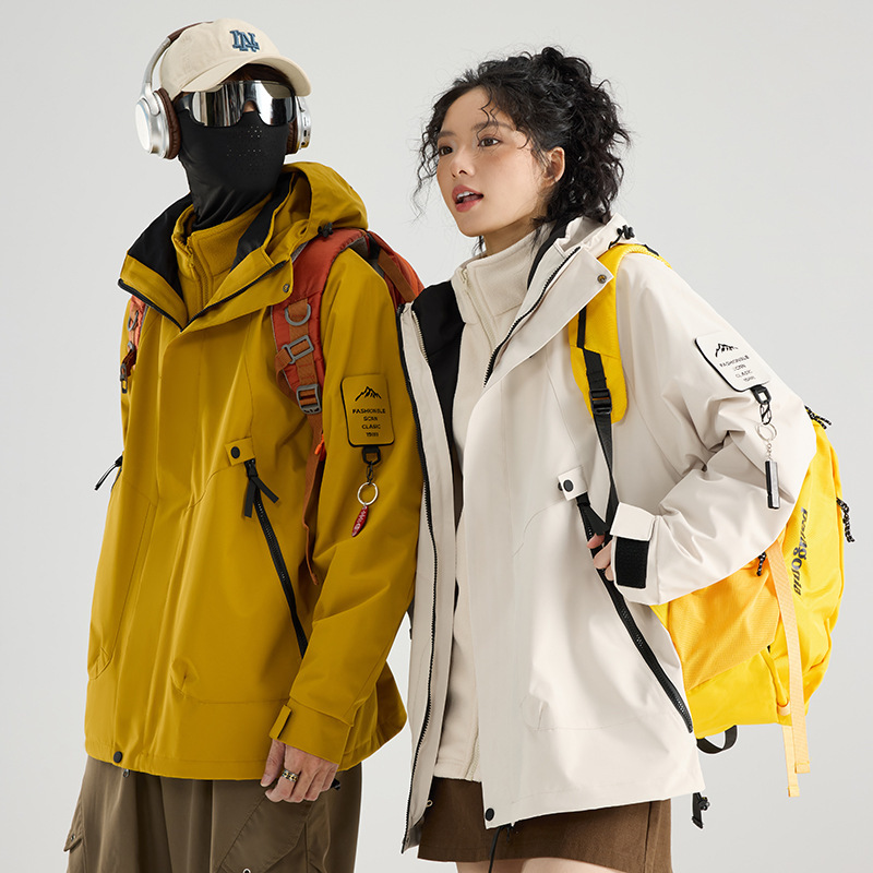 2025 New Style Three-In-One Windproof and Waterproof Outdoor Windbreaker Men's Large Size Mountaineering Clothing