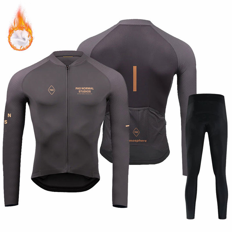 suit 6