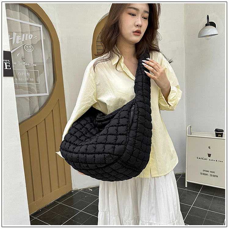Korean Cloud Bag, Women's Lazy Style Shoulder Bag Pleated Handbag Large Capacity Single Shoulder Casual Bag_voghion.com