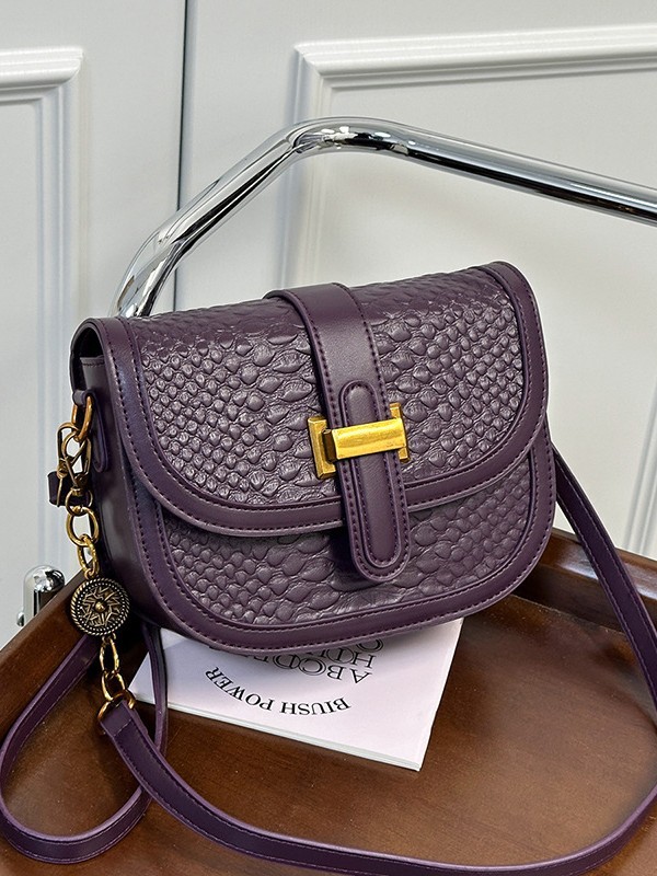 Bolso para mujeres 2026 nueva moda transfronteriza versátil bolso de silla de montar de color sólido sensación de lujo ligero tejido mochila