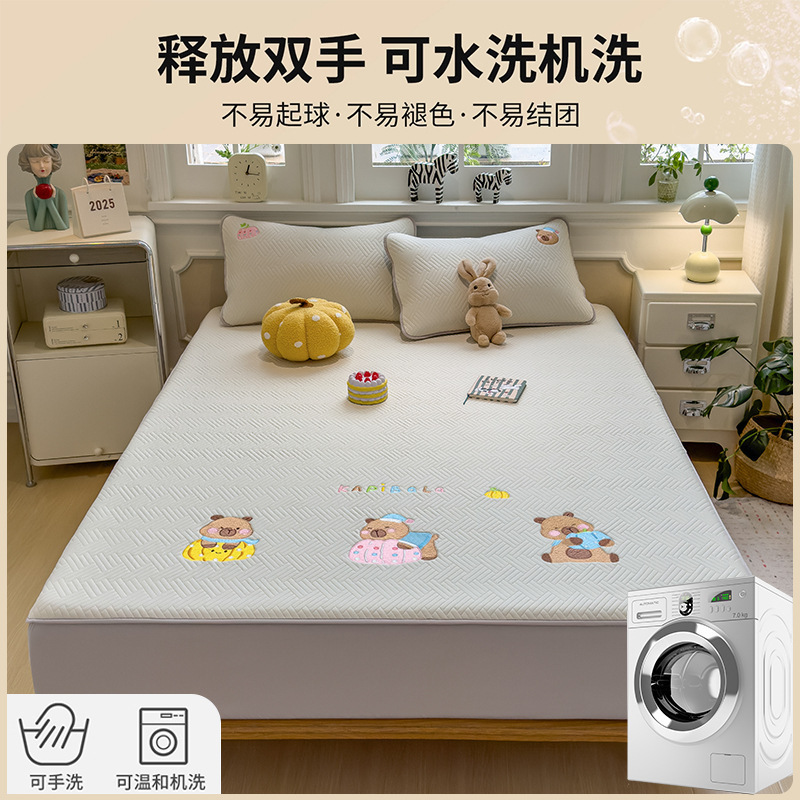Cama de algodón de grasa tipo A una sola pieza 2025 nueva cubierta de cama a prueba de polvo de cama de tatami cubierta protectora de almohadilla