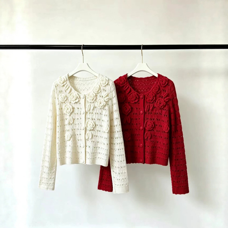 Niche designer high-end chic three-dimensional hollow floral cardigan top Niche designer high-end chic three-dimensional hollow floral cardigan top