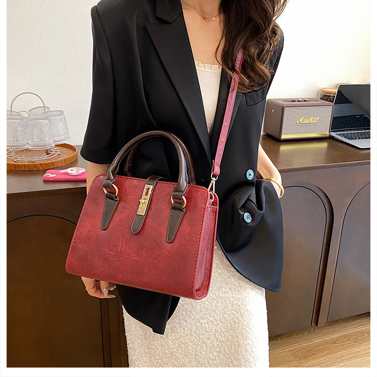 Ladies Crossbody Shoulder Bag Versatile Small Square Handbag_voghion.com