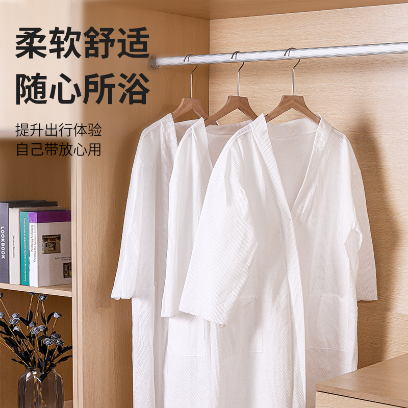 목욕 가운 일회용 목욕 가운 일회용 호텔 목욕 가운 휴대용 목욕 가운 깨끗한 위생 두꺼운 편안한 피부 친화적 인 청소