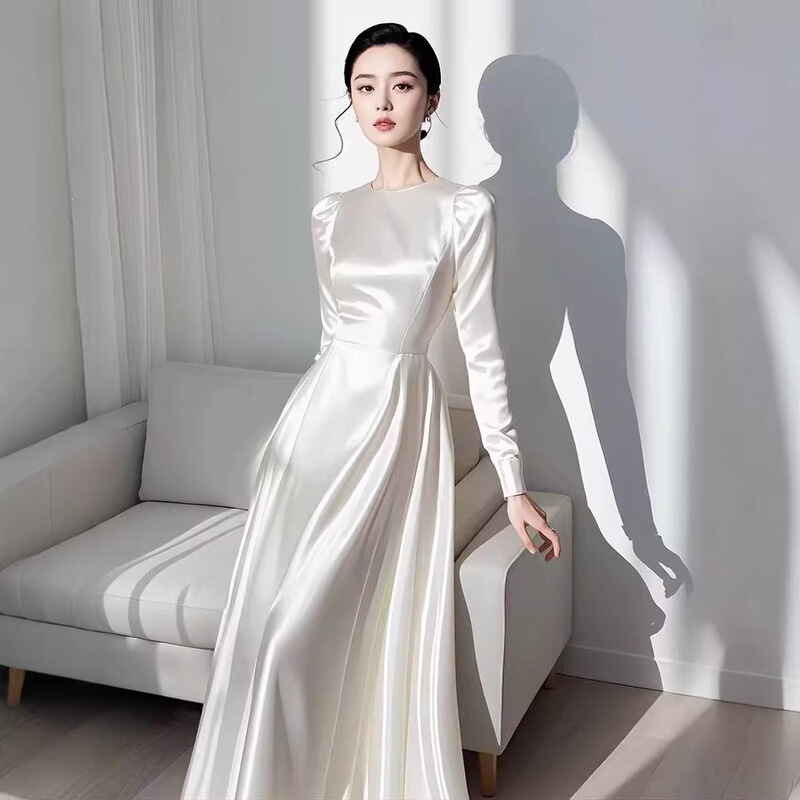 Formal Occasion White Long-Sleeved Satin Dress for Women in Autumn 2026 Unique and Beautiful French-Style Waist-Cinching Long Dress for Summer