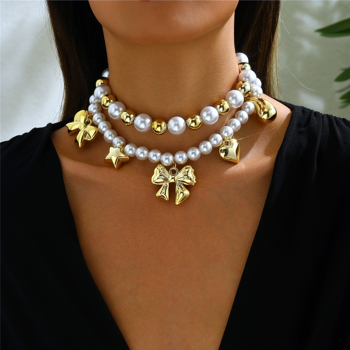necklace pearl with bow drop-shaped handmade