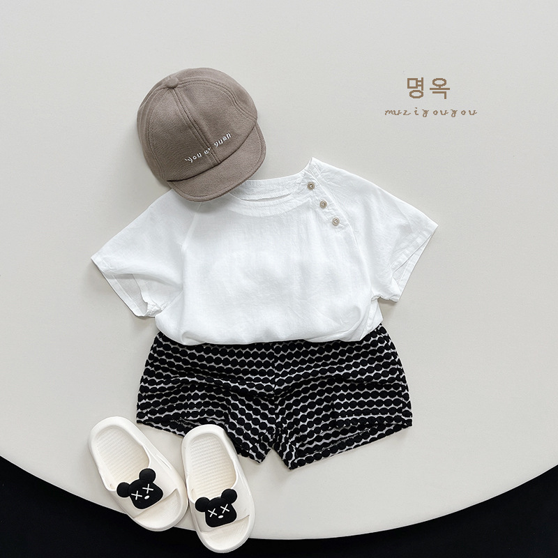 Camiseta de algodón y lino para niños 2024 Verano nuevos hombres y mujeres Camiseta japonesa de manga corta de estilo coreano Mori ropa para niños