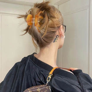 绿色衬衫女高级感