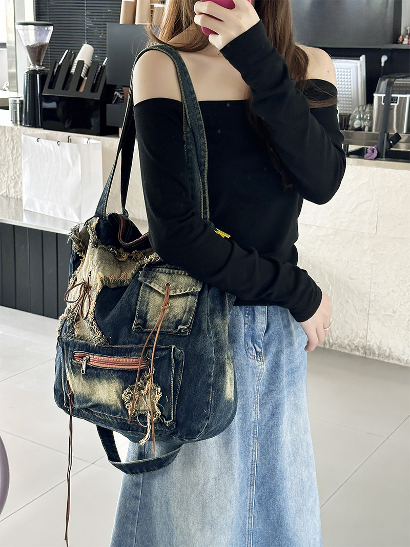 Vintage Cowboy Bag with Large Capacity, Casual Single Shoulder Bag for Students and Commuting, Distressed and Frayed, Hot Girl Crossbody Bag