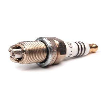 Suitable for Volkswagen Golf 4 spark plug 101000051AA F7LTCR/ 0241235752-000