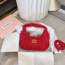 miu家2024新款手提饺子包小羊皮褶皱包HOBO腋下月牙单肩斜挎女包