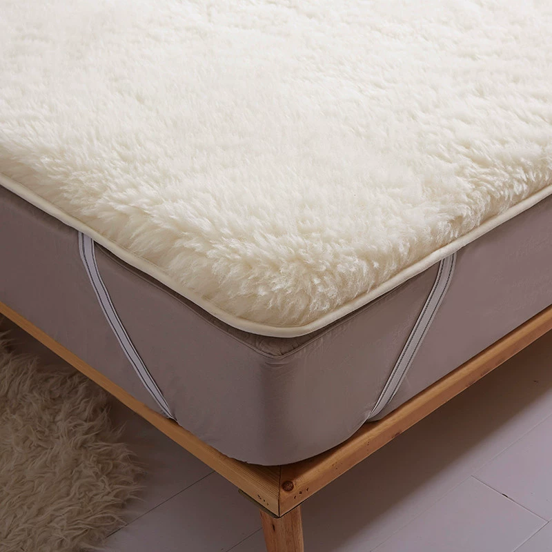 Winter mattress, keep warm non-slip carpet
