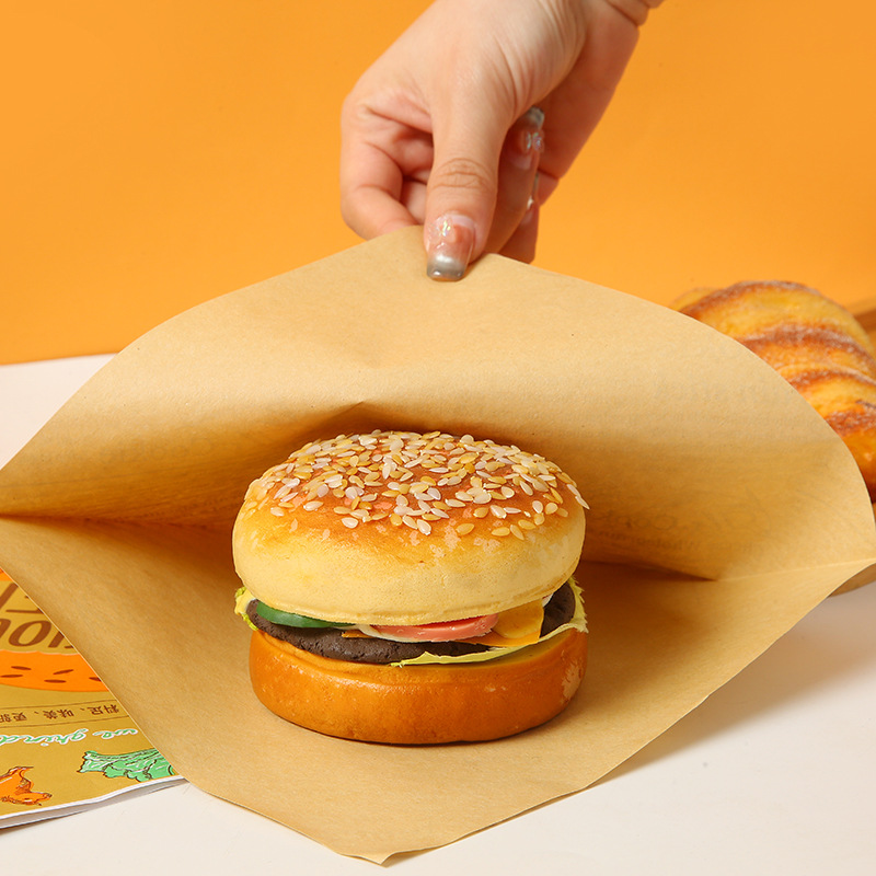 Embalaje triangular a prueba de aceite bolsa de papel sándwich torta asada mano agarrar bolsas de panquequeques carne de sopa bolsa de embalaje al por mayor