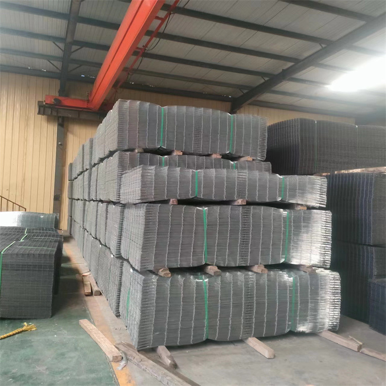 Fabricante mayorista de inventario construcción malla de alambre de púas malla de alambre soldada roscada malla de alambre de acero galvanizado