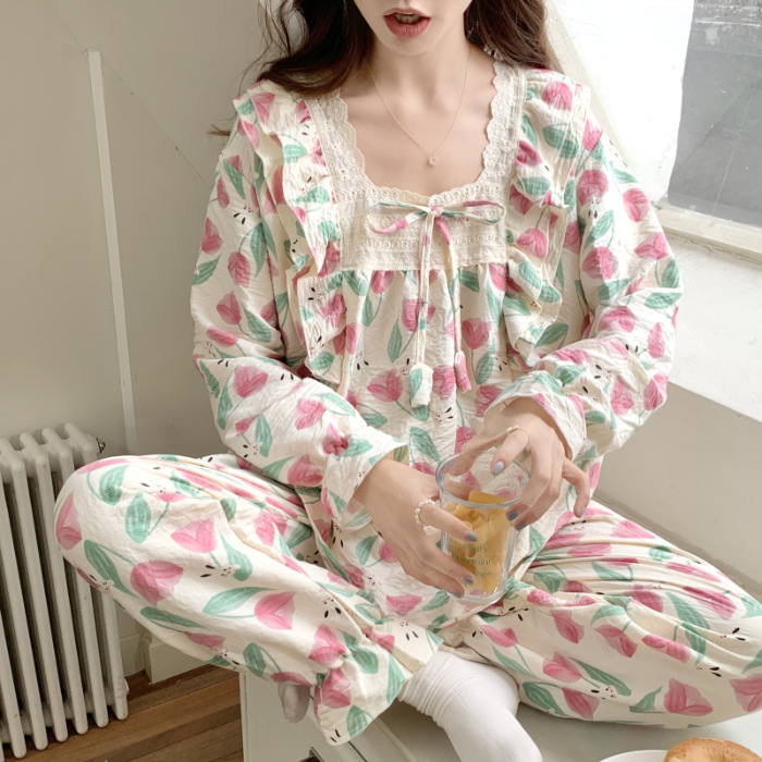 Francés dulce floral manga larga de algodón fresco pijamas chica otoño e invierno en línea estilo rojo 2023 nuevo desgaste casero