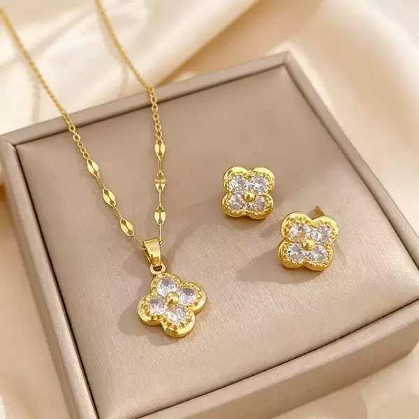 Titanium Steel Four-Leaf Flower Necklace and Earring Set, Light Luxury Micro-Inlaid Earrings, Clavicle Chain, Versatile Korean and Japanese Style Accessories