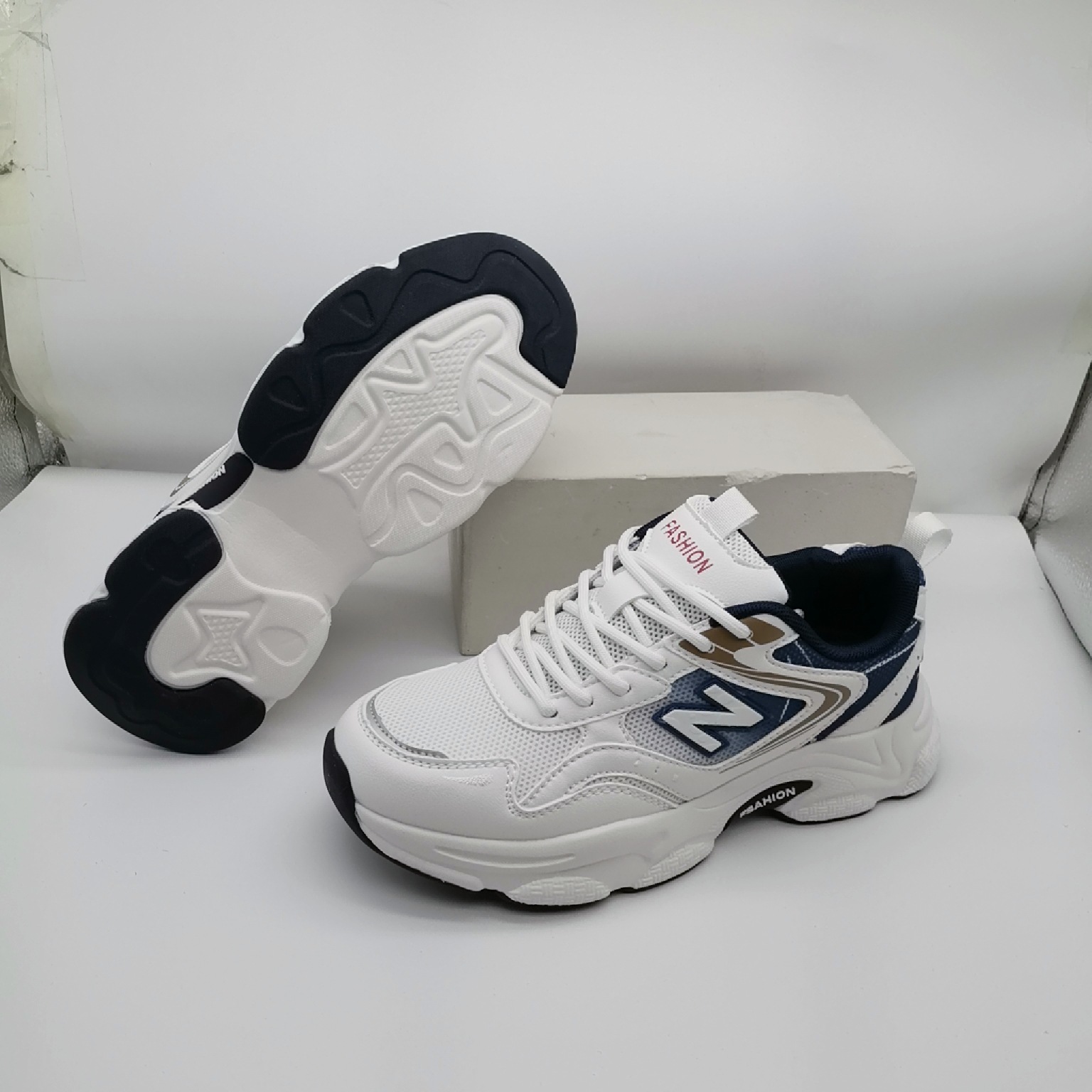 Fujian zapatos de hombre de doble malla transpirables zapatos deportivos casuales zapatos de carreras de estudiantes de moda con suela suave zapatos de carreras ligeros versátiles