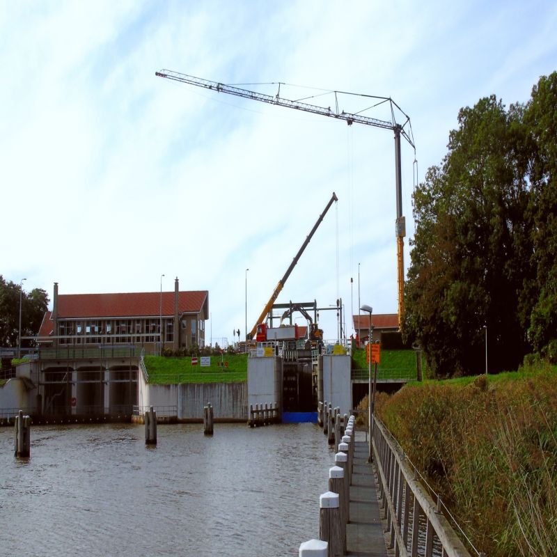 烟筒内壁防腐涂料、防腐涂料，保护基层材料使其保持度和完整性