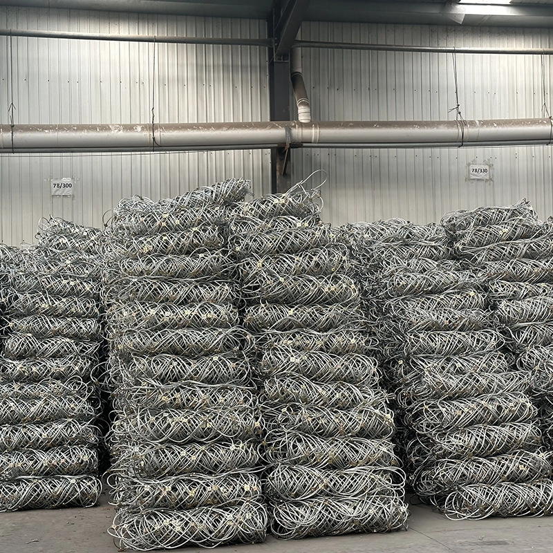 Sistema de protección pasiva Red de protección de pendiente de montaña Red de suelo sólido contra deslizamientos de rocas Red de protección de pendiente pasiva activa estándar nacional