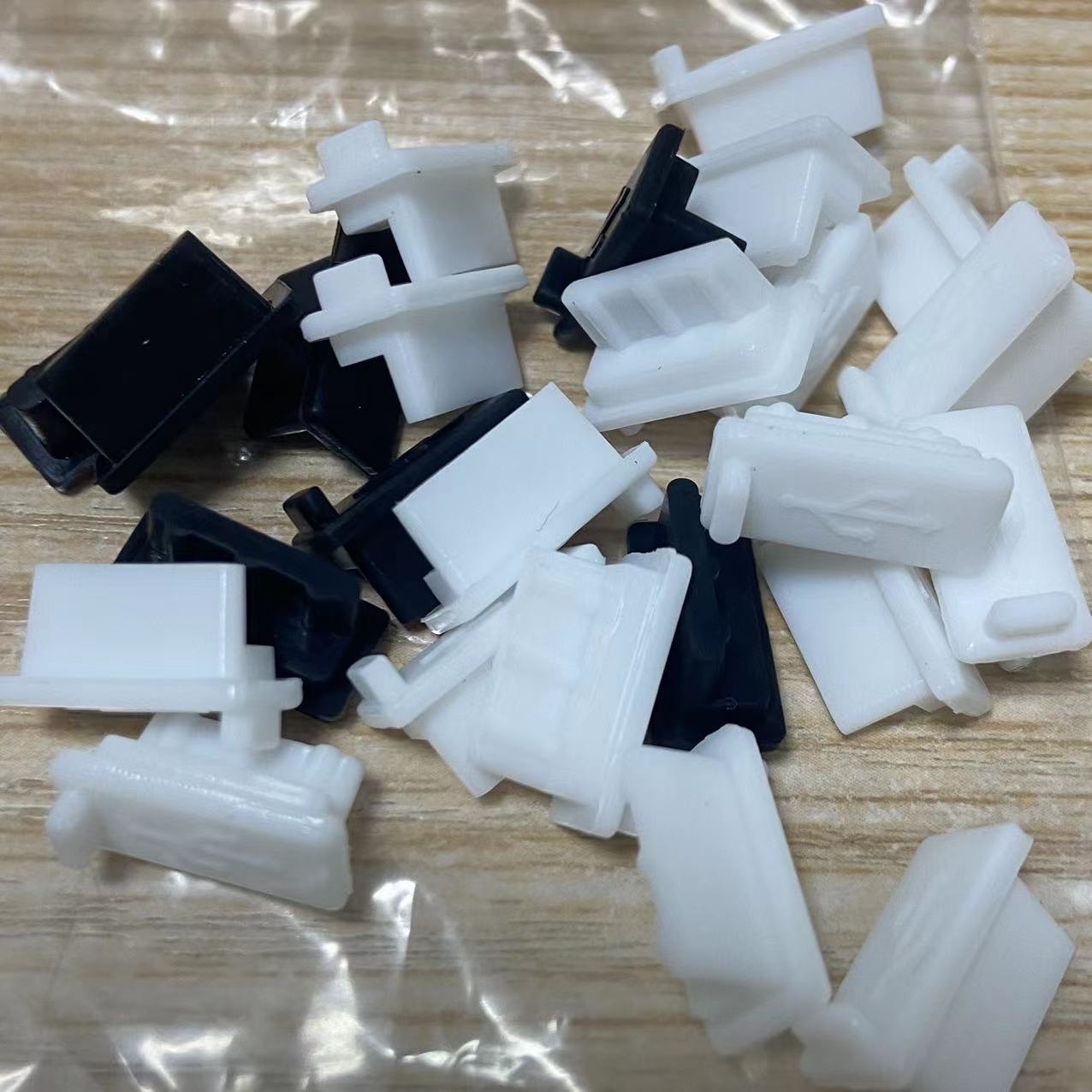 Versorgung USB Typ-C Buchse staubdichter Gummistopfen Silikonenstopfen TYPE-C weiblich Silikonenstopfen Gummistopfen