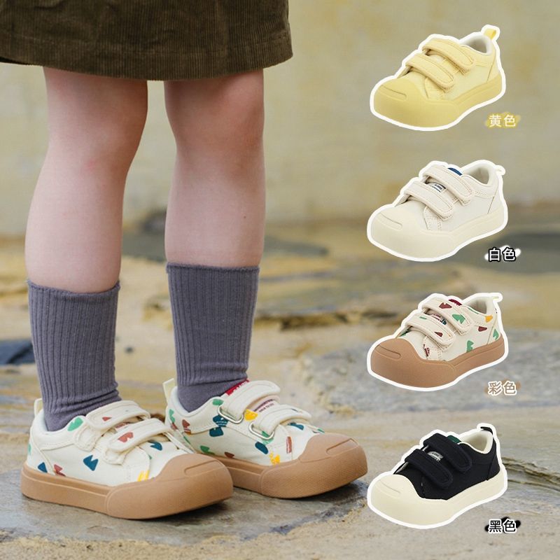 Cloth children's espadrilles
