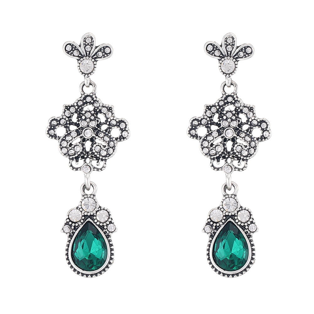 Fashionable long earrings drop-shaped