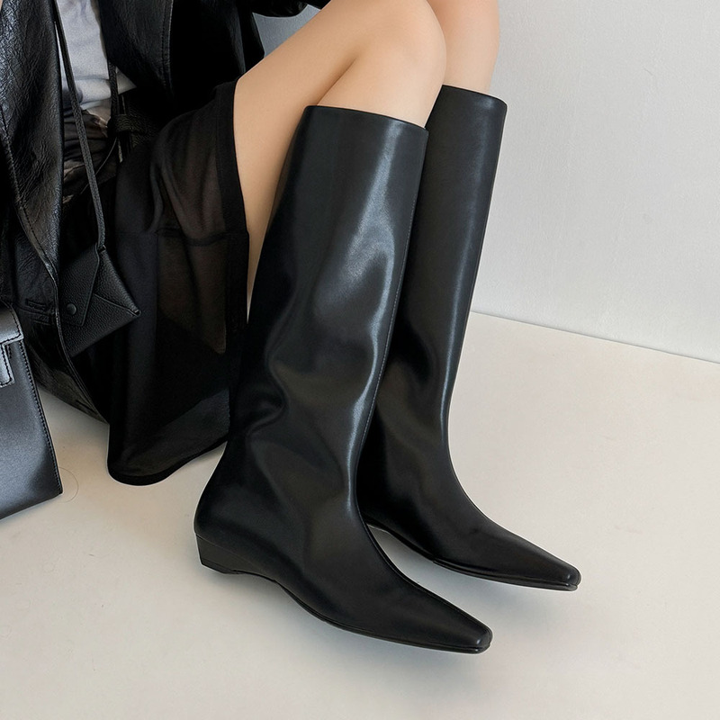 New Korean version of slope heel cowhide knee-high boots ~ temperament square head stitching sleeve heel thin boots simple large size boots New Korean version of slope heel cowhide knee-high boots ~ temperament square head stitching sleeve heel thin boots simple large size boots