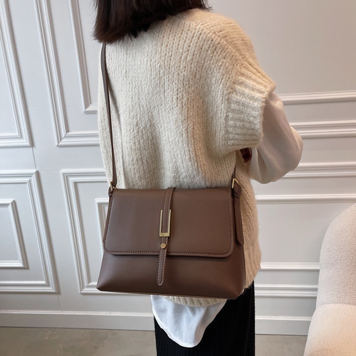 Cross-border premium European and American-style bags: Retro shoulder & underarm bags — 2024 new trendy niche design, chic small square crossbody bags