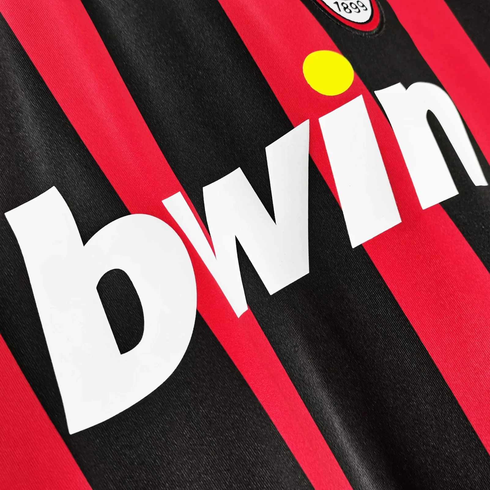 Фан-версия красно-черной легионной формы AC Milan ретро, длинный и короткий рукав — форма Кака Дало Little Romanian