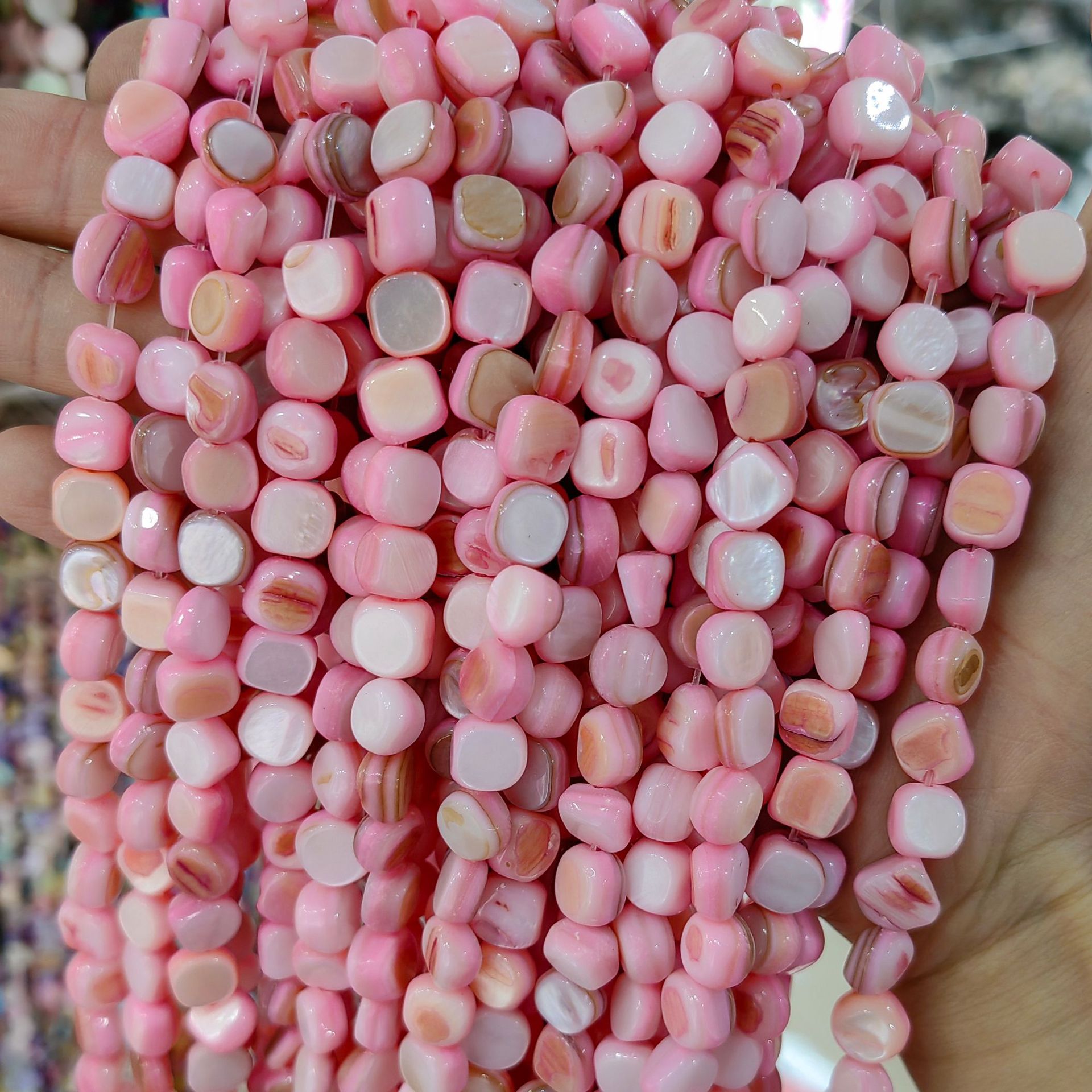 Conchas de cabeza de toro natural 8mm con cuadrados semiacabados perlas dispersas accesorios de joyería diy al por mayor