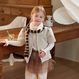 童裤;童连衣裙;童套装