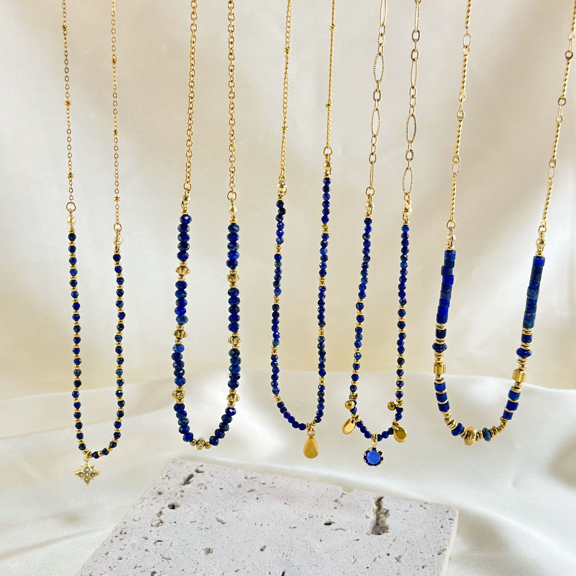 304 Stainless Steel, Lapis Lazuli Material Retro Geometric 304 Stainless Steel Lapis Lazuli Necklace In Bulk