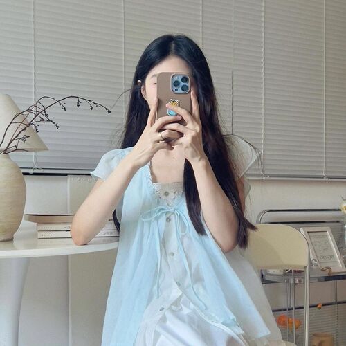 French retro lace splicing fake two-piece top for women's summer new preppy style loose lazy all-match Western-style blouse
