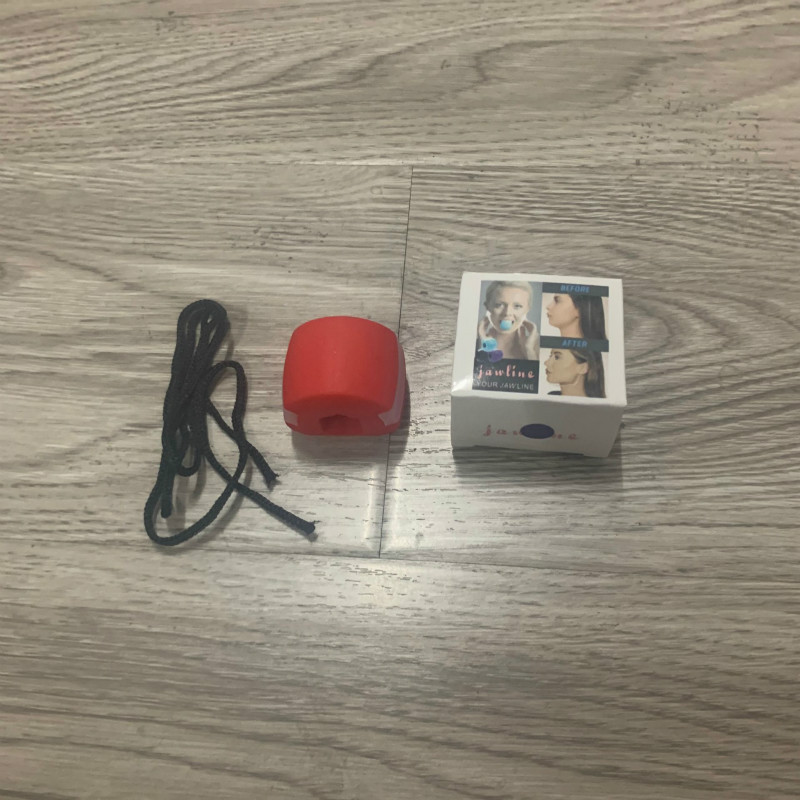 顔の顔は筋肉を噛んで運動します。|undefined