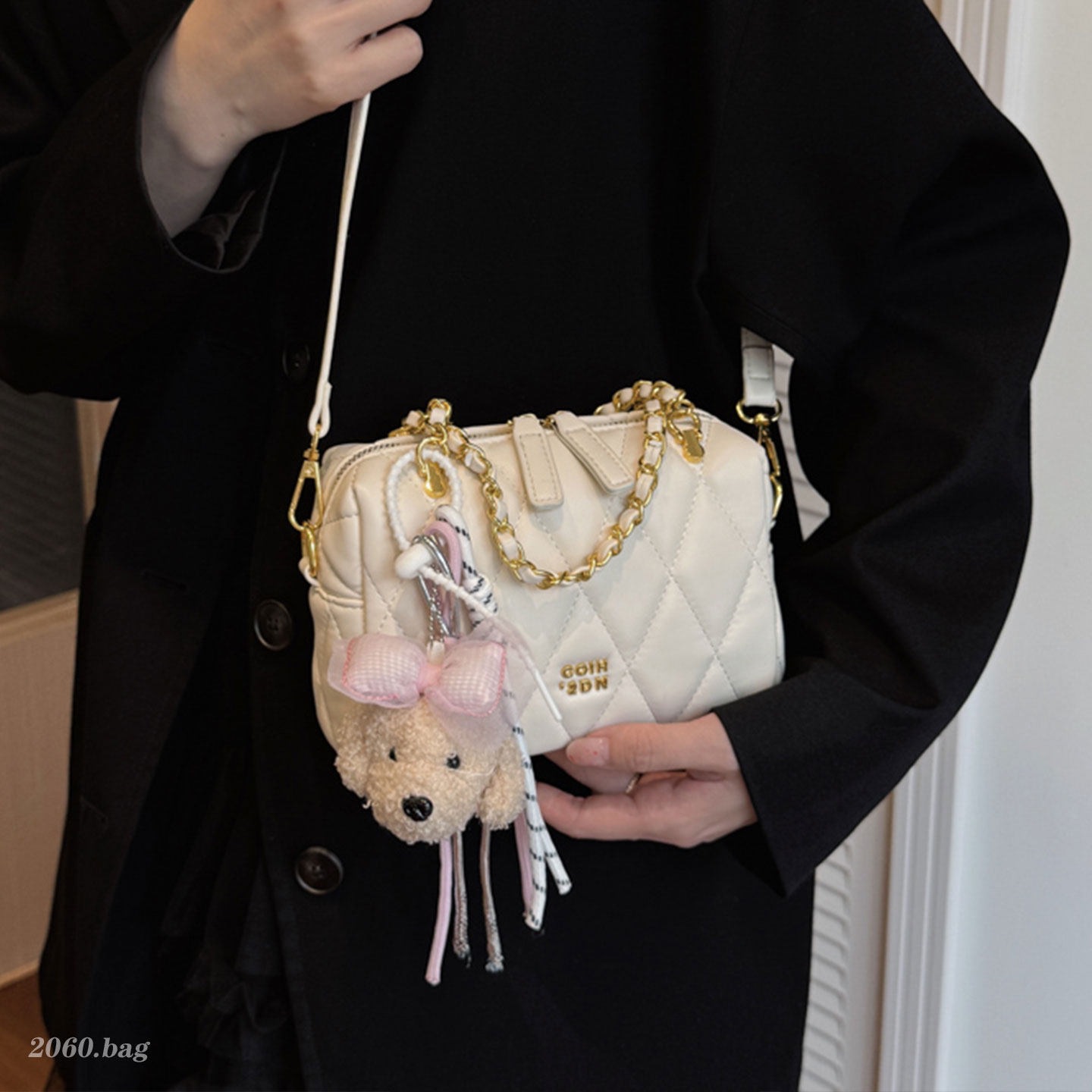 Cadenas temperamento de la chica bolso de mano inclinado sensación de dama 2026 sensación de nuevo estilo portátil de hombro único estilo exterior versátil