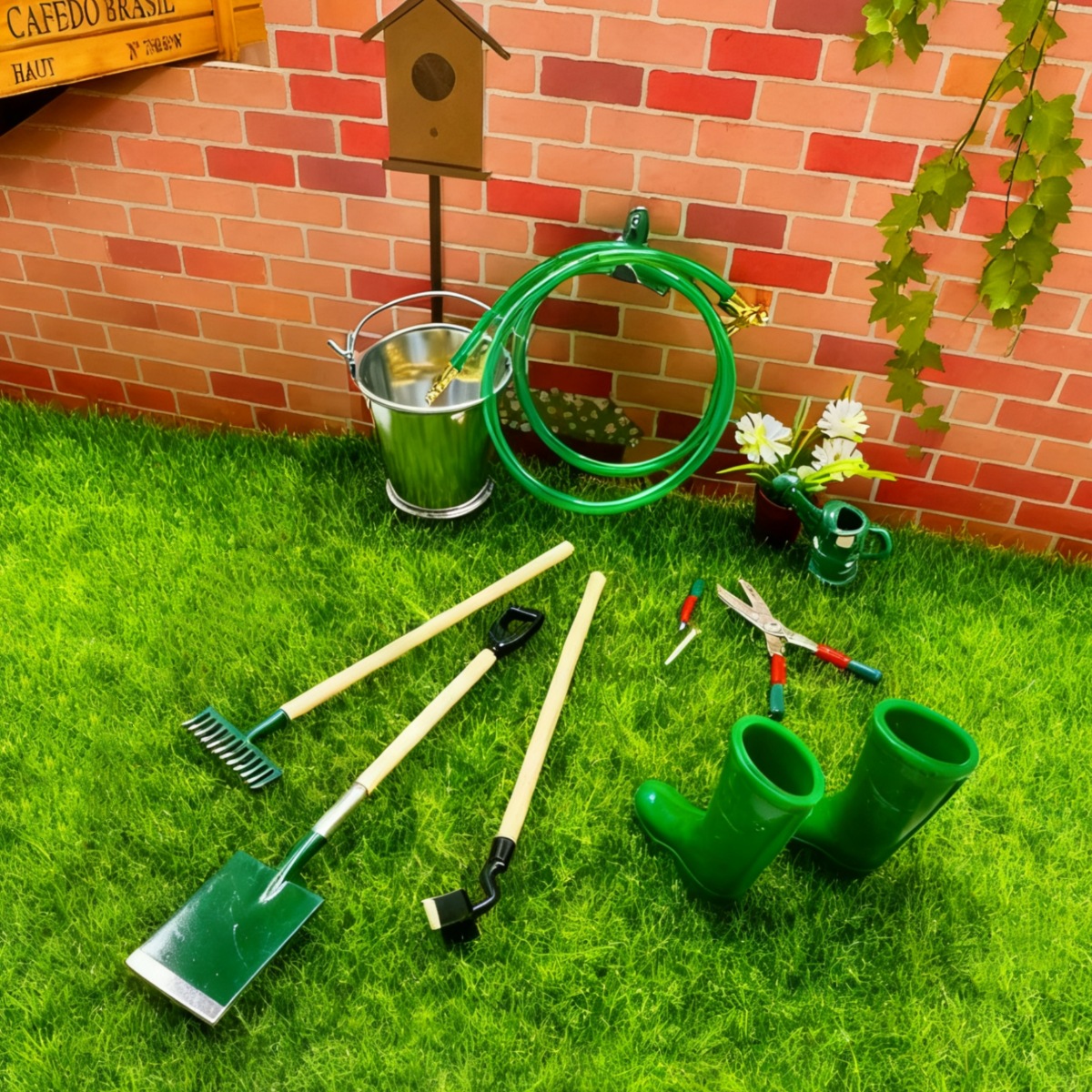 Dollhouse娃娃屋迷你微景观童话花园水管 雨鞋 水桶 园艺修理工具