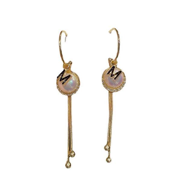 Fashionable universal elegant earrings