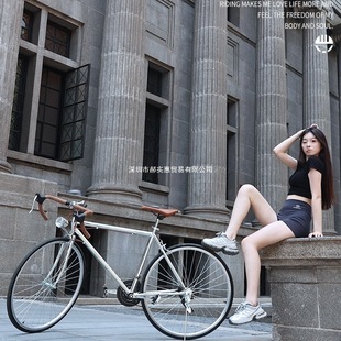 ����܇��·܇����ֱ�я͹�׃�ُ���V�x�п�700CŮʽͨ�ڌW����܇