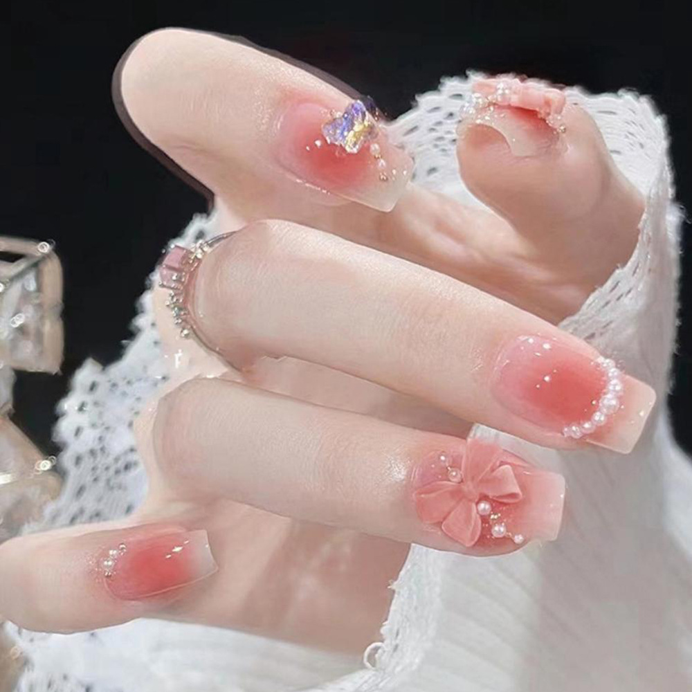Bowknot perla hada rubor desgaste uñas dulces y suaves uñas blancas uñas postizas desmontables con incrustaciones de diamantes